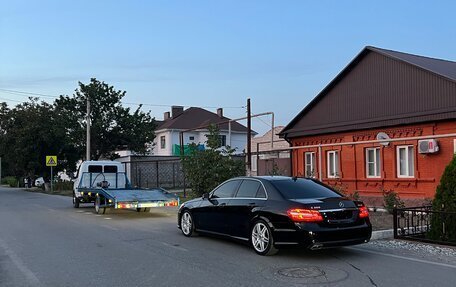 Mercedes-Benz E-Класс, 2012 год, 2 300 000 рублей, 4 фотография