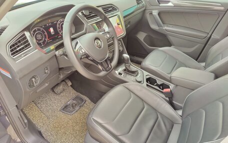 Volkswagen Tiguan II, 2018 год, 3 250 000 рублей, 9 фотография
