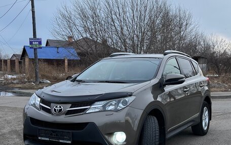 Toyota RAV4, 2013 год, 2 180 000 рублей, 2 фотография
