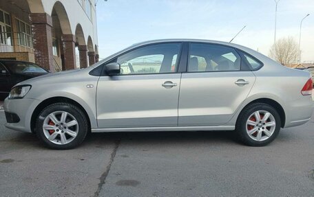 Volkswagen Polo VI (EU Market), 2011 год, 715 000 рублей, 3 фотография