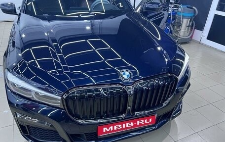 BMW 7 серия, 2020 год, 7 100 000 рублей, 2 фотография