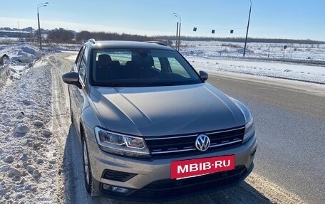 Volkswagen Tiguan II, 2020 год, 2 750 000 рублей, 2 фотография