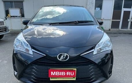Toyota Vitz, 2019 год, 800 000 рублей, 2 фотография