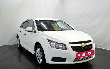 Chevrolet Cruze II, 2012 год, 679 000 рублей, 3 фотография