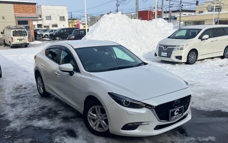 Mazda Axela, 2018 год, 1 000 000 рублей, 2 фотография