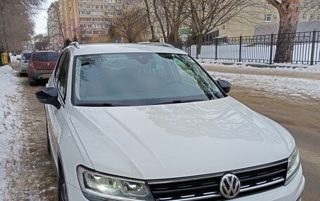 Volkswagen Tiguan II, 2019 год, 2 950 000 рублей, 8 фотография