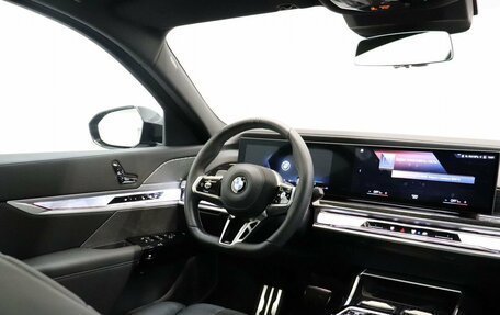 BMW 7 серия, 2022 год, 16 000 000 рублей, 9 фотография