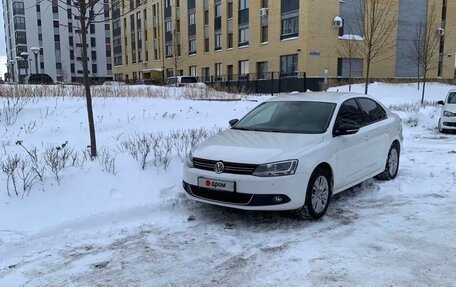 Volkswagen Jetta VI, 2014 год, 1 390 000 рублей, 2 фотография