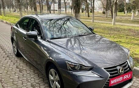Lexus IS III, 2017 год, 2 399 000 рублей, 3 фотография