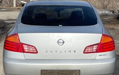 Nissan Skyline, 2004 год, 550 000 рублей, 2 фотография