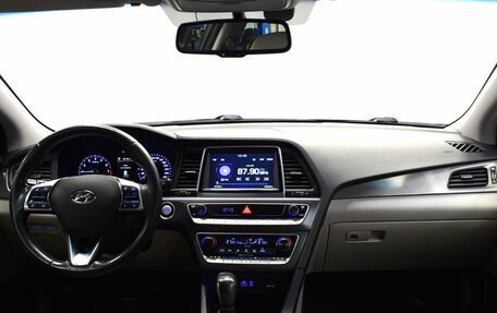 Hyundai Sonata VII, 2017 год, 1 805 000 рублей, 5 фотография
