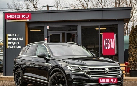 Volkswagen Touareg III, 2019 год, 5 359 000 рублей, 2 фотография