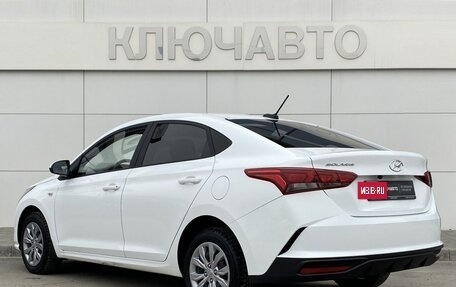 Hyundai Solaris II рестайлинг, 2021 год, 1 650 000 рублей, 6 фотография