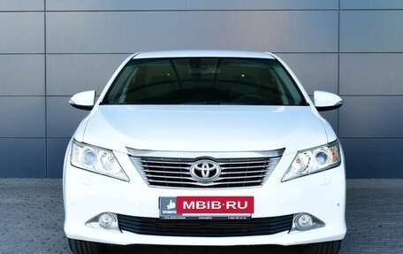 Toyota Camry, 2013 год, 1 860 000 рублей, 2 фотография