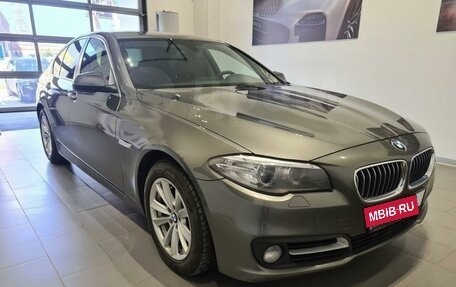 BMW 5 серия, 2013 год, 2 950 000 рублей, 2 фотография