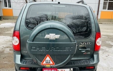Chevrolet Niva I рестайлинг, 2009 год, 559 000 рублей, 6 фотография