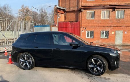 BMW iX, 2022 год, 7 000 000 рублей, 5 фотография