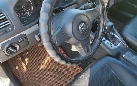Volkswagen Jetta VI, 2010 год, 570 000 рублей, 2 фотография