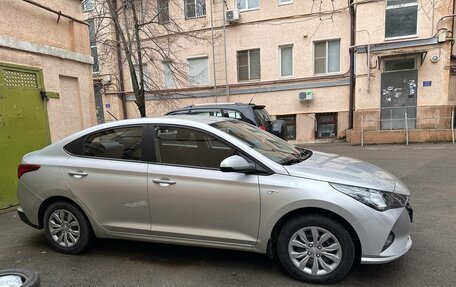 Hyundai Solaris II рестайлинг, 2020 год, 1 759 000 рублей, 4 фотография