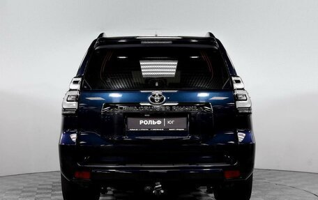 Toyota Land Cruiser Prado 150 рестайлинг 2, 2021 год, 7 440 000 рублей, 6 фотография