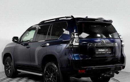 Toyota Land Cruiser Prado 150 рестайлинг 2, 2021 год, 7 440 000 рублей, 7 фотография