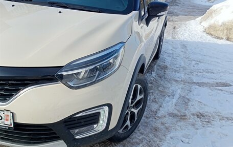 Renault Kaptur I рестайлинг, 2017 год, 1 790 000 рублей, 3 фотография