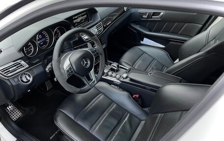 Mercedes-Benz E-Класс AMG, 2015 год, 4 200 000 рублей, 5 фотография