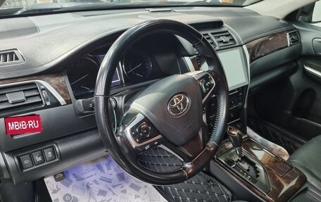 Toyota Camry, 2015 год, 2 370 000 рублей, 4 фотография