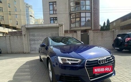Audi A4, 2018 год, 3 450 000 рублей, 3 фотография