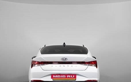 Hyundai Elantra, 2022 год, 2 799 000 рублей, 5 фотография