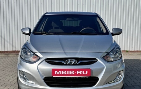 Hyundai Solaris II рестайлинг, 2012 год, 1 030 000 рублей, 3 фотография