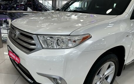 Toyota Highlander III, 2013 год, 2 399 000 рублей, 7 фотография