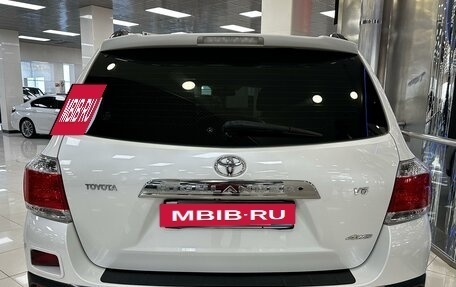 Toyota Highlander III, 2013 год, 2 399 000 рублей, 9 фотография