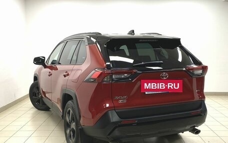 Toyota RAV4, 2021 год, 3 990 000 рублей, 6 фотография