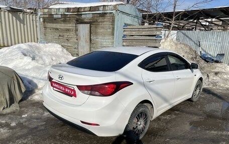 Hyundai Elantra V, 2015 год, 1 289 000 рублей, 3 фотография