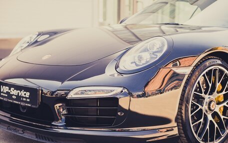 Porsche 911, 2015 год, 18 000 000 рублей, 10 фотография
