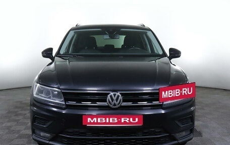 Volkswagen Tiguan II, 2020 год, 2 499 000 рублей, 2 фотография