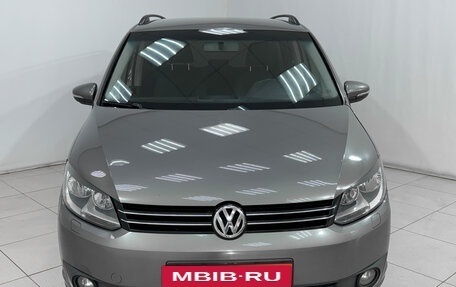 Volkswagen Touran III, 2011 год, 1 020 000 рублей, 2 фотография