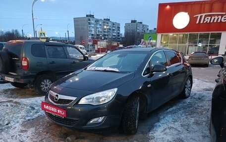 Opel Astra J, 2010 год, 770 000 рублей, 2 фотография