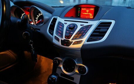 Ford Fiesta, 2011 год, 850 000 рублей, 2 фотография