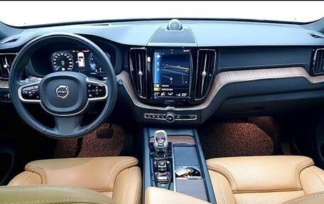 Volvo XC60 II, 2021 год, 4 889 000 рублей, 5 фотография