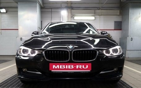BMW 3 серия, 2015 год, 2 450 000 рублей, 3 фотография