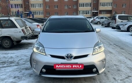 Toyota Prius, 2013 год, 1 630 000 рублей, 2 фотография