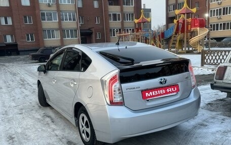 Toyota Prius, 2013 год, 1 630 000 рублей, 6 фотография