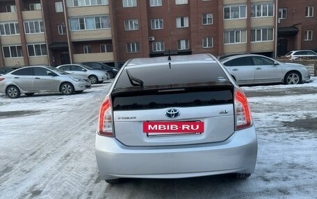Toyota Prius, 2013 год, 1 630 000 рублей, 7 фотография