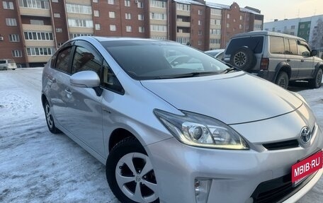 Toyota Prius, 2013 год, 1 630 000 рублей, 10 фотография
