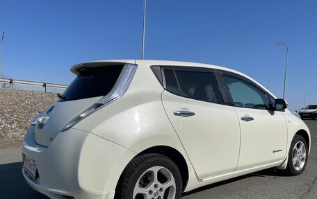 Nissan Leaf I, 2012 год, 550 000 рублей, 2 фотография