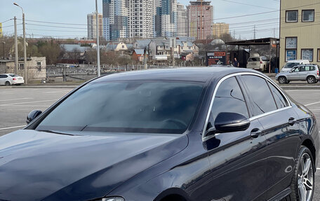 Mercedes-Benz E-Класс, 2019 год, 4 200 000 рублей, 2 фотография