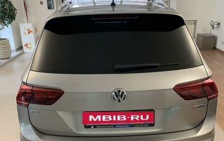 Volkswagen Tiguan II, 2019 год, 3 355 000 рублей, 4 фотография