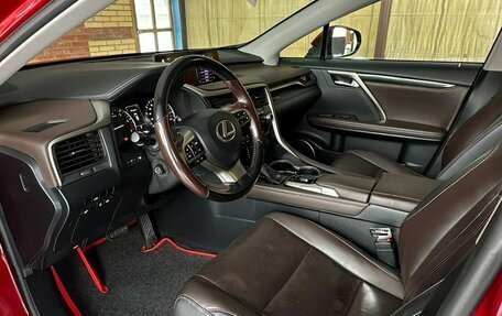 Lexus RX IV рестайлинг, 2017 год, 4 800 000 рублей, 2 фотография